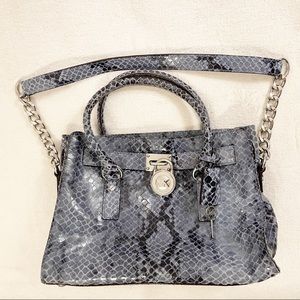 MICHAEL KORS BLUE SNAKESKIN HAMILTON LOCK&KEY BAG